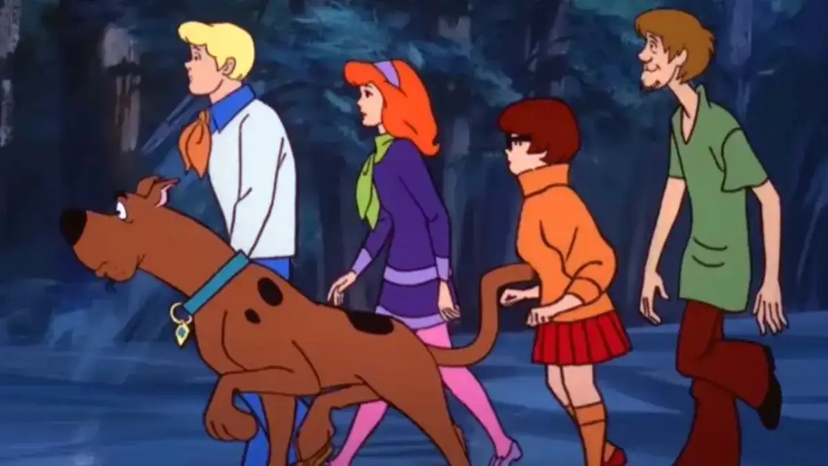 Los 8 mejores disfraces de series para Halloween que puedes hacer con ropa que ya tienes en casa 6 Pandilla de Scooby-Doo