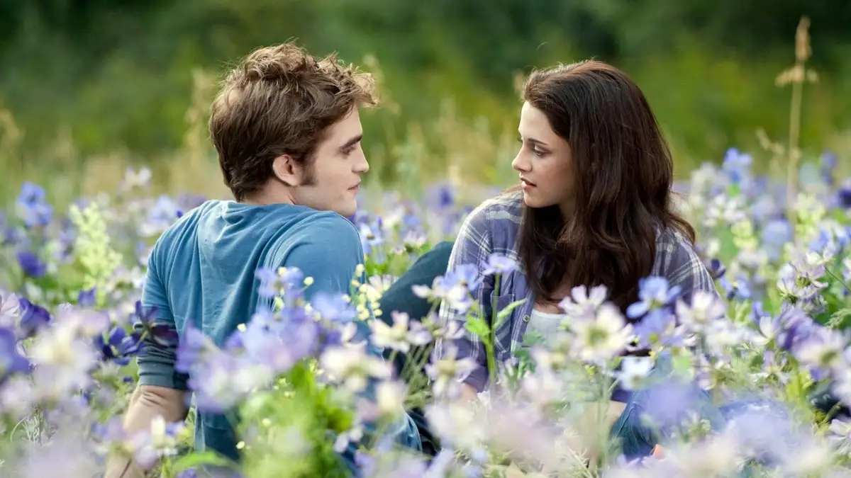 Por qué el reparto de Crepúsculo no vuelve en Midnight Sun