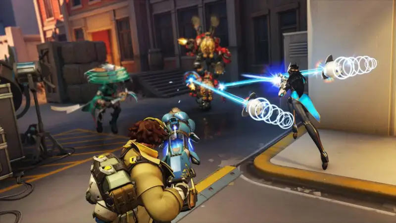 El director de Overwatch se arrepiente del debate sobre el número de jugadores: «Deberíamos haber hecho caso antes»