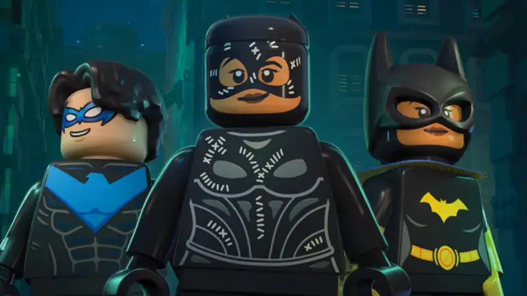 Con qué personajes se puede jugar en LEGO Batman